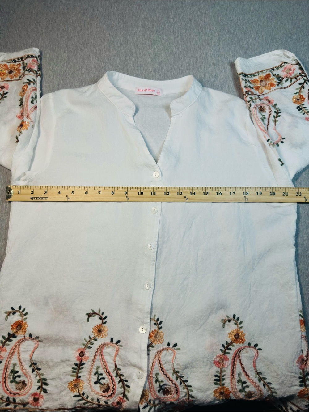Ana & Rose White Boho Embroidered Button Front Tunic Blouse 3/4 Roll-Tab Sleeve - Picture 4 of 12